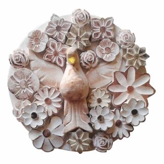 mandala com divino e flores em patina branca