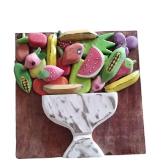 Quadro rústico de frutas em madeira maciça, medindo 50 cm