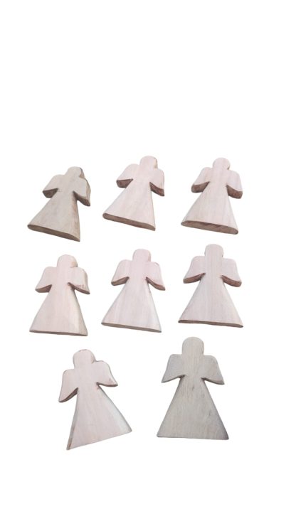 Kit com 10 anjinhos em madeira maciça, medindo 15 cm