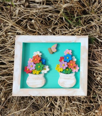 Quadro rústico com flores em madeira maciça, medindo 30 cm - Imagem 2