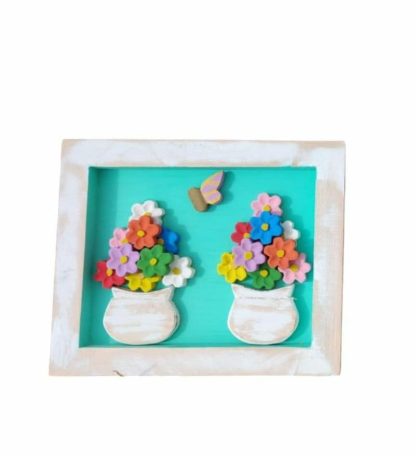 Quadro rústico com flores em madeira maciça, medindo 30 cm