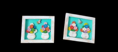 Kit 2 Quadros rústicos com flores em madeira maciça, medindo 30 cm