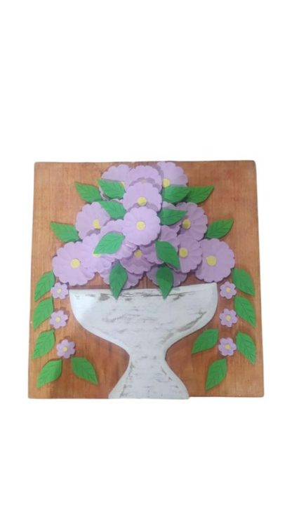 Quadro com flores em madeira maciça, medindo 50 cm