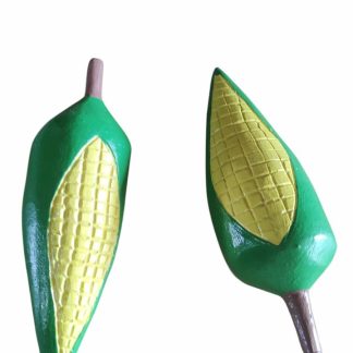 Kit com 2 espigas de milho em madeira maciça, medindo 24 cm