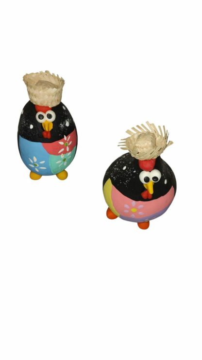 Kit com 2 galinhas de cabaça, medindo aproximadamente 15 cm